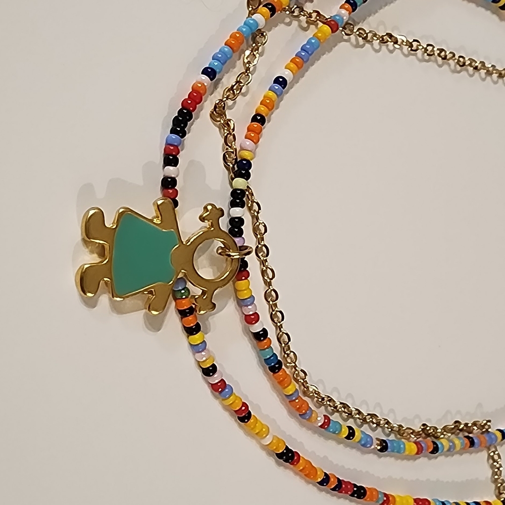 Colorful Beaded Necklace with Goldtoned Necklace and Pendant